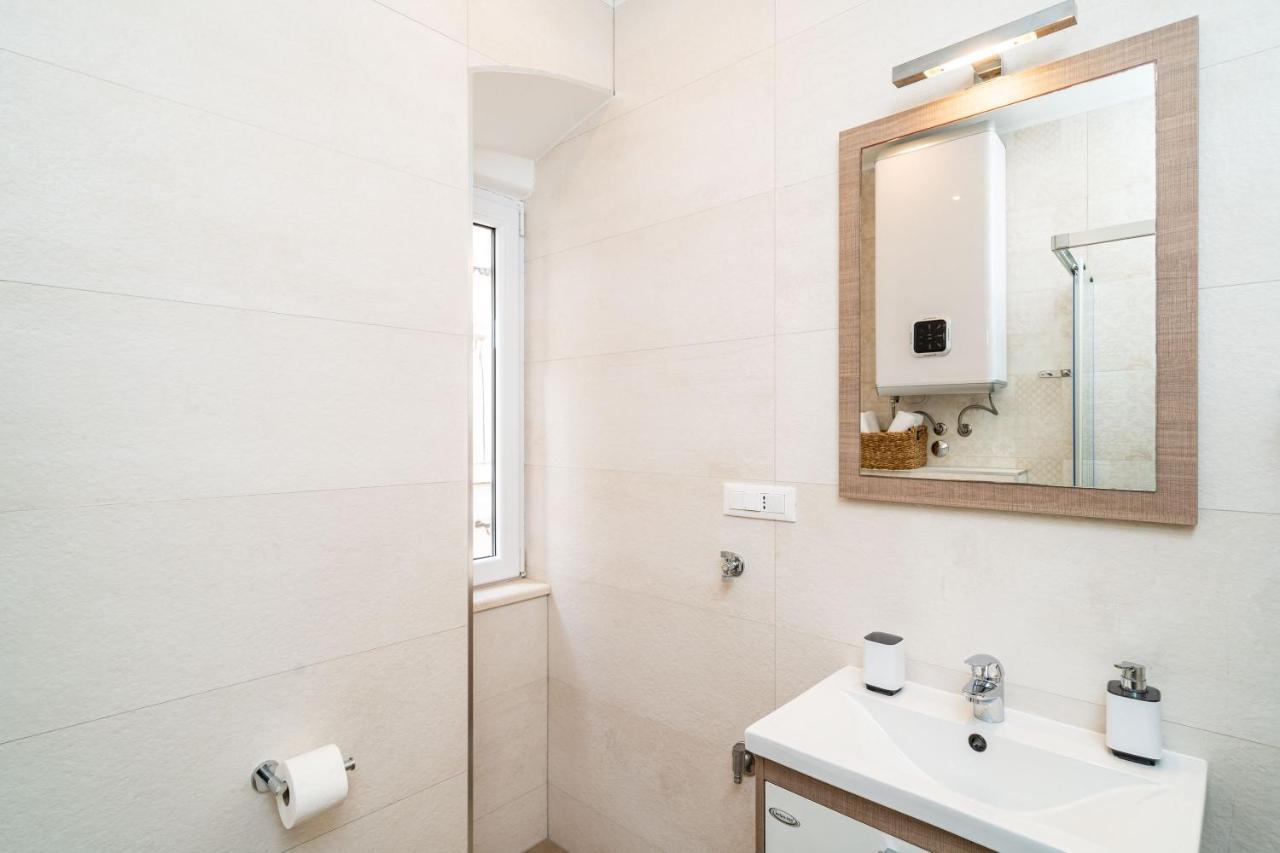 Apartment Seventyseven Дубровник Екстер'єр фото